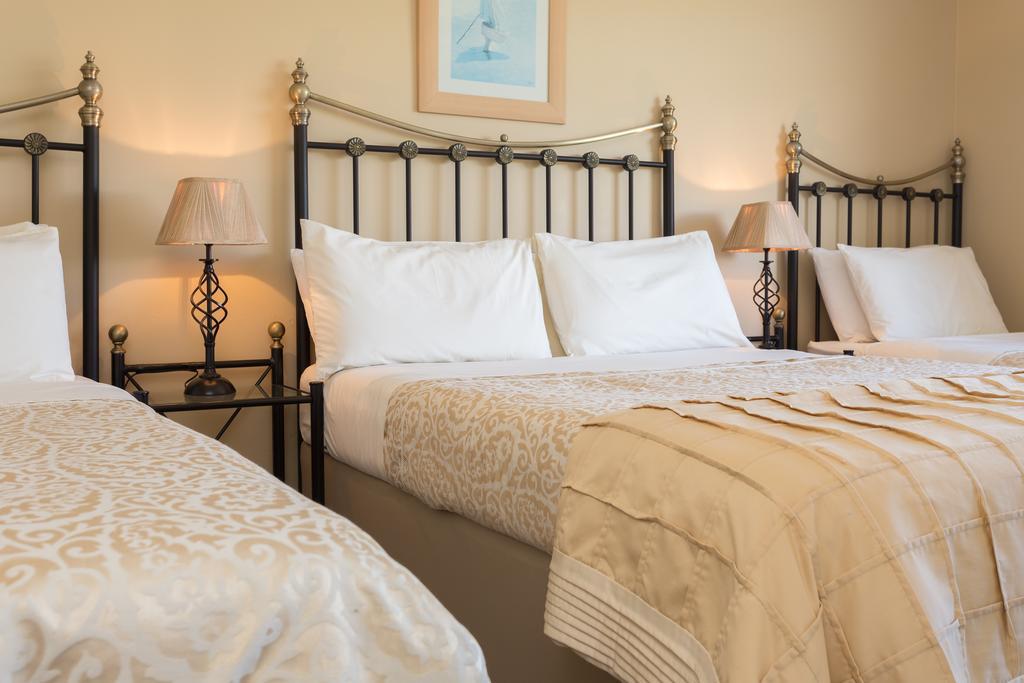 Fern Rock Bed And Breakfast Dromin Екстер'єр фото